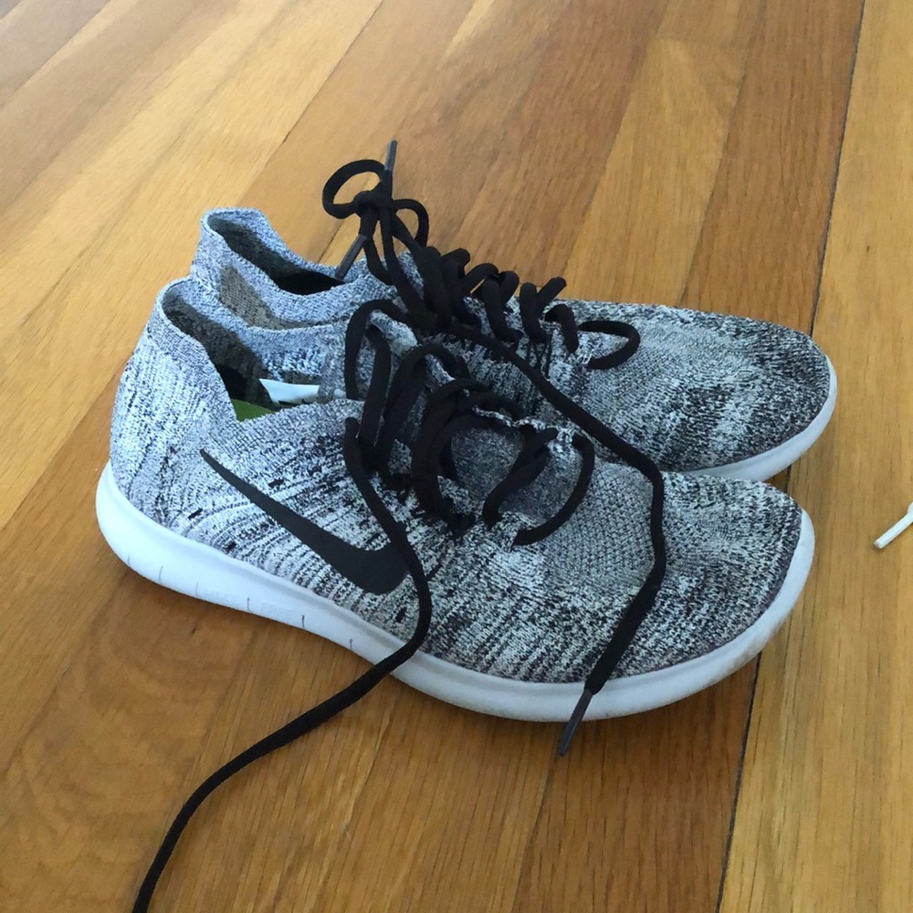 Nike Free Rn Flyknit Sneakers